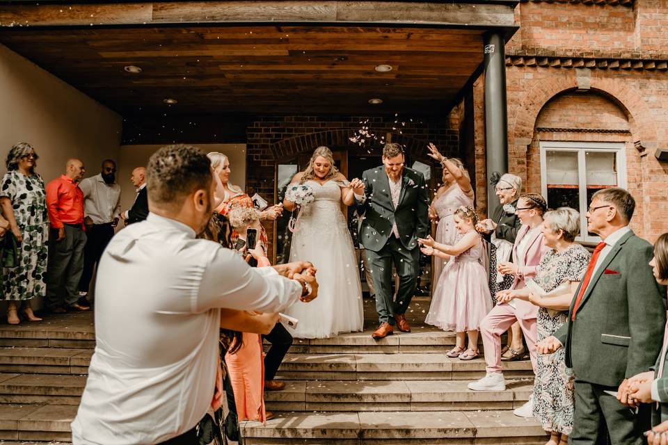 Confetti shoot