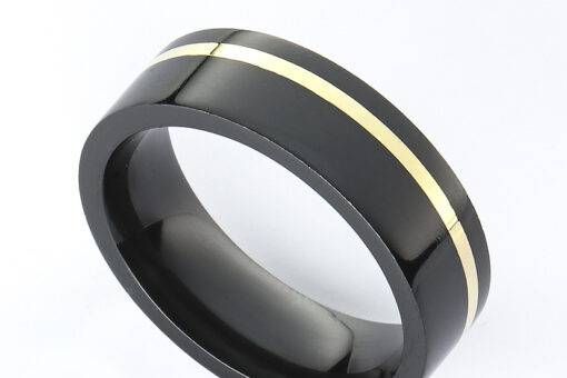 Zirconium and gold wedding ban