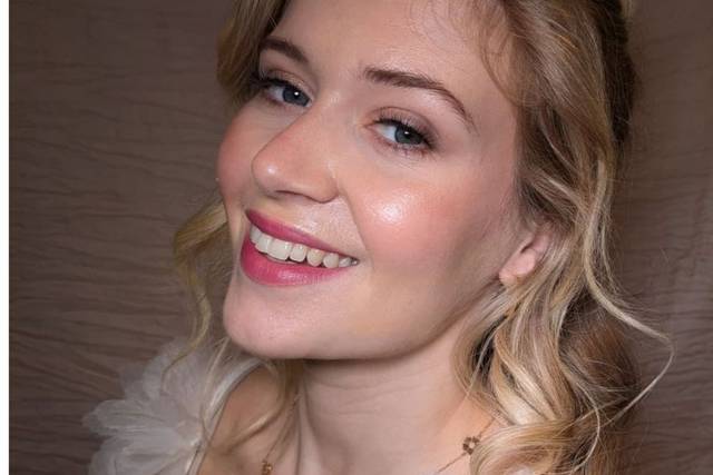 Tracey Salmon Hair and Makeup Artist