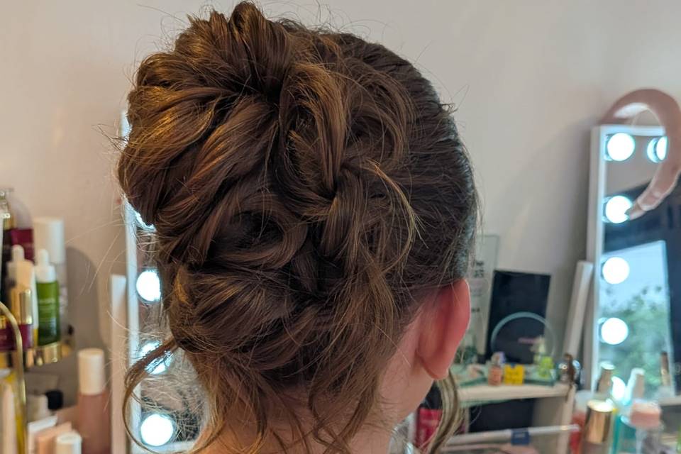 Messy Up Do