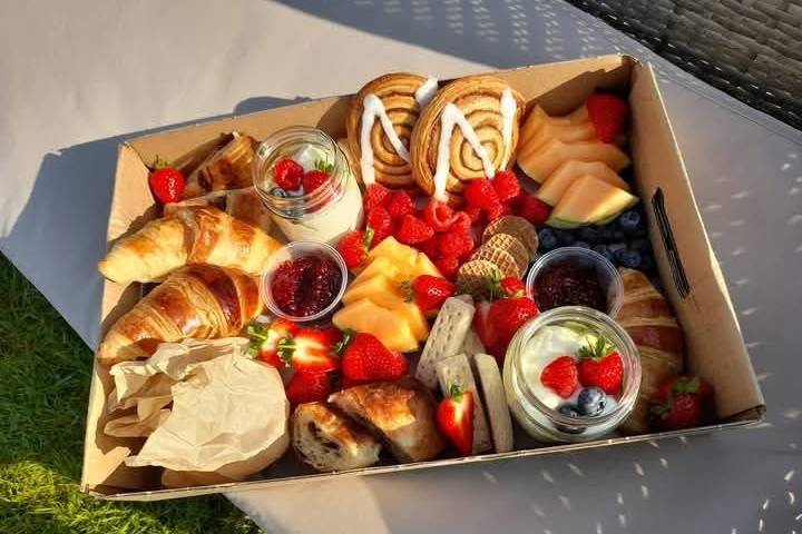 Breakfast box