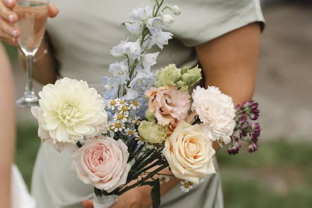 Iris White Floristry Glasgow