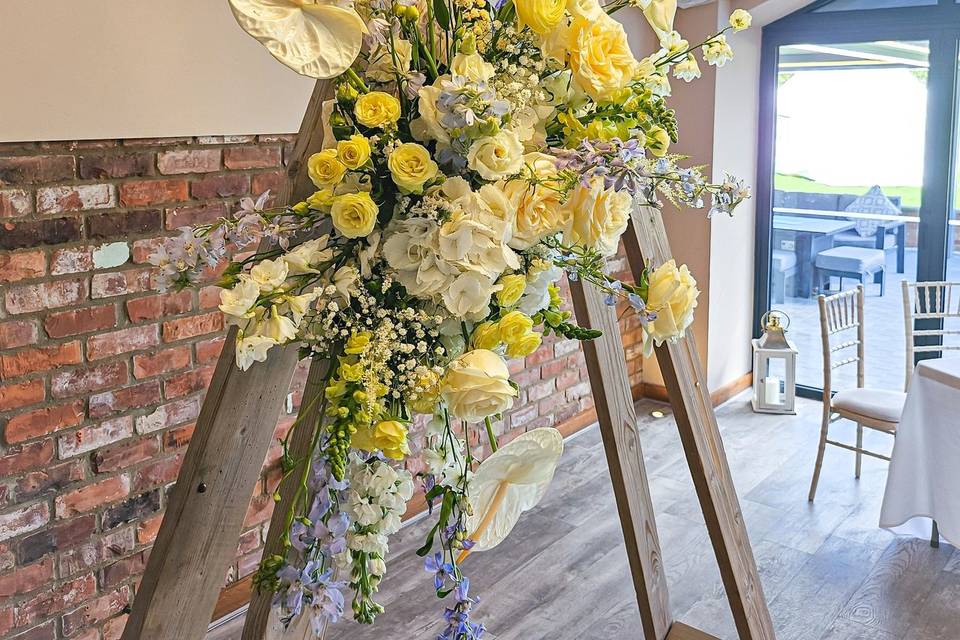 Arch arrangement