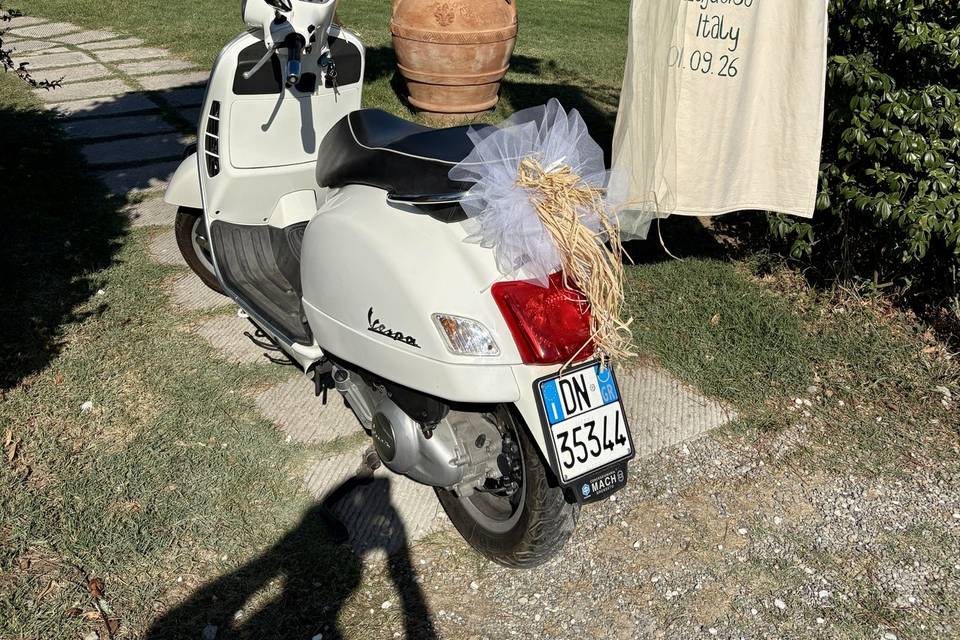 Wedding Vespa