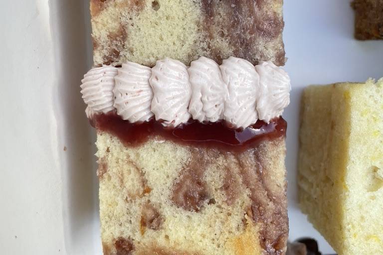 Raspberry ripple cake