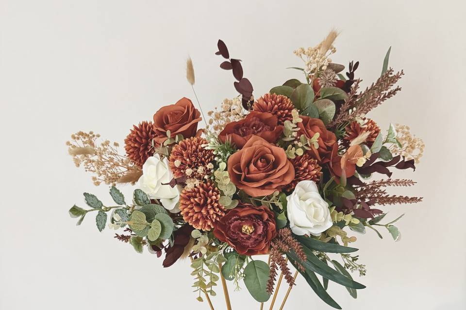 Tall table centrepiece