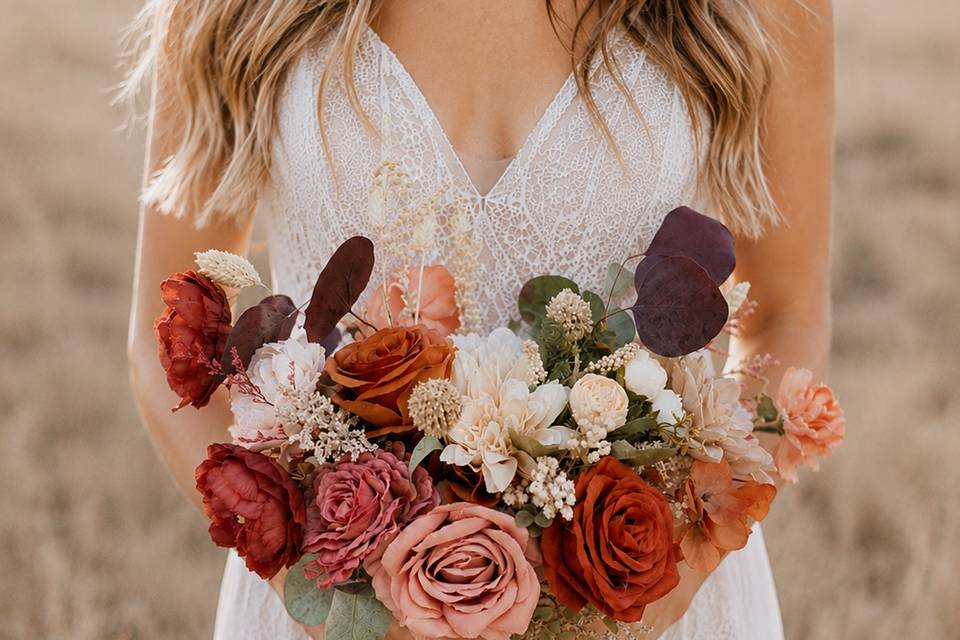 Loose boho bouquet