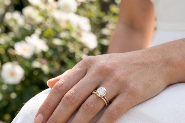 Engagement & Wedding Ring