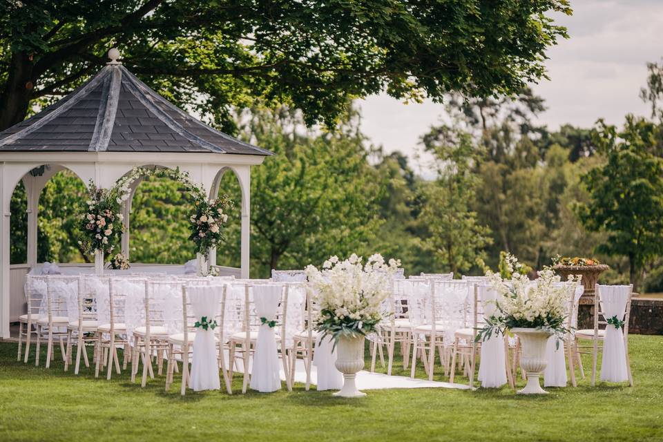 Outdoor ceremony