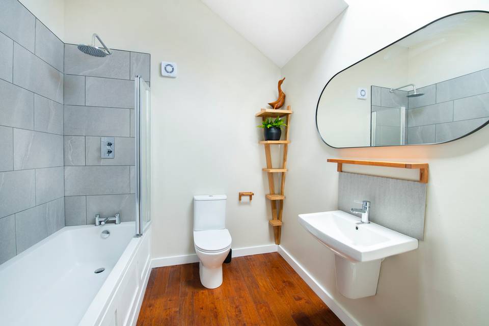 Cottage ensuite