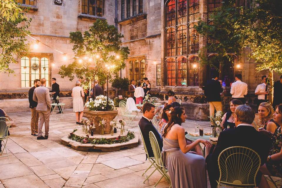 Courtyard Festoon Lighting