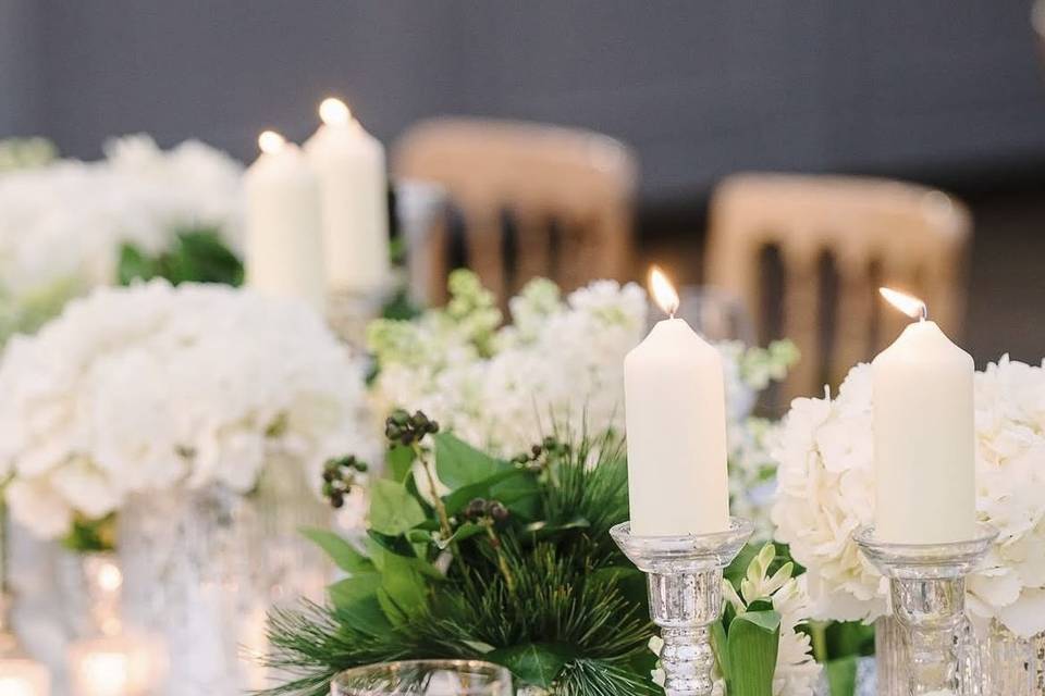 Refined Centrepiece Styling