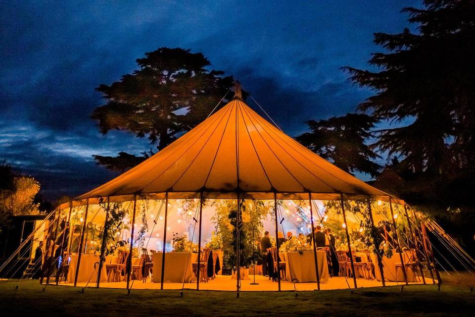 Stretch Tent Wedding Lighting