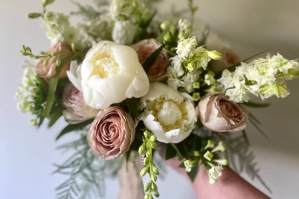 Pastel bridal bouquet