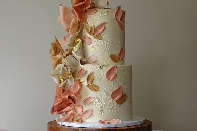 by KB – Wedding Cakes Extraordinaire