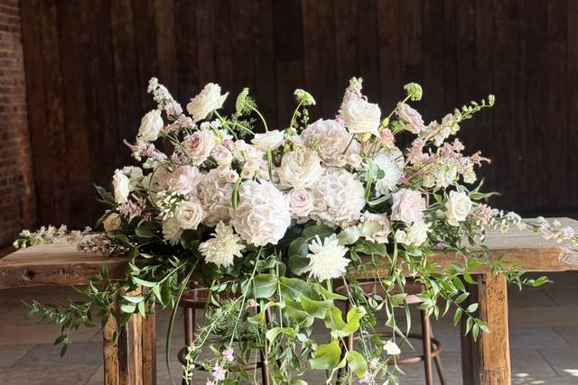 Luxury Sweetheart Table