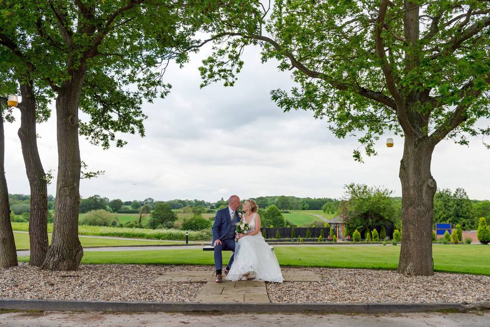 Bride & Groom