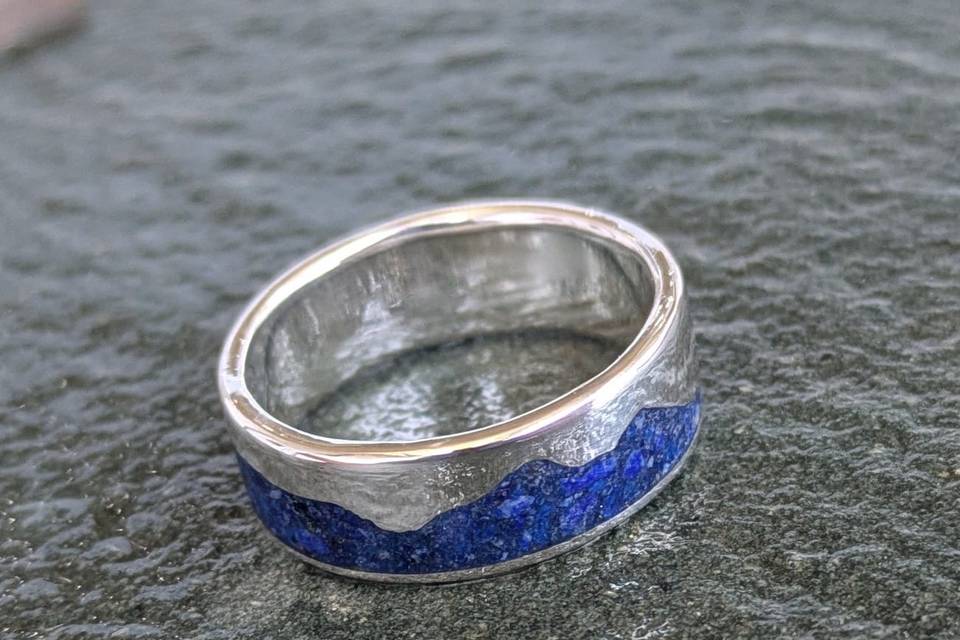 Lapis lazuli ring