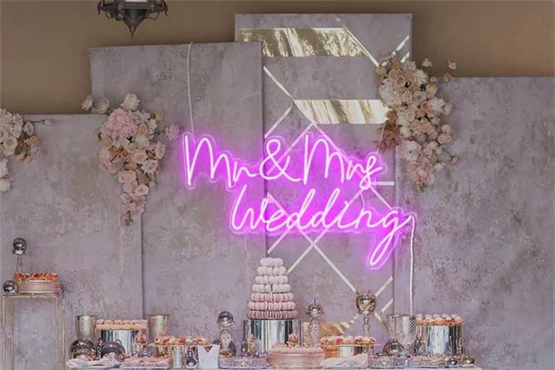 Mr & Mrs Wedding pink