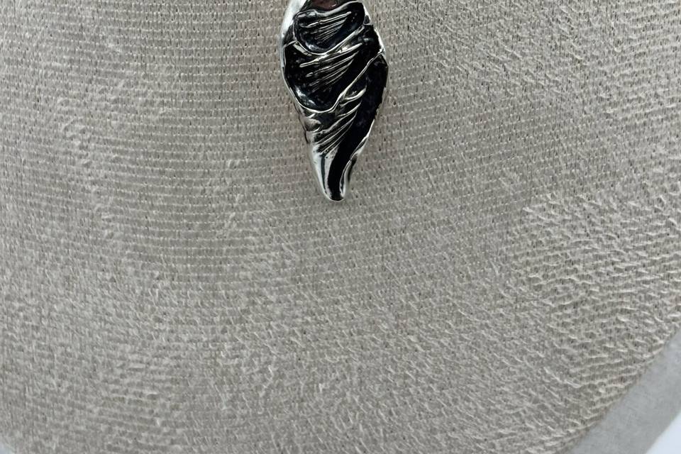 Detailed Silver Shell Pendant