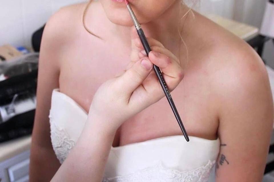 Ellie Norman Makeup Artist