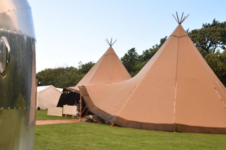 Tipis and mobile bar