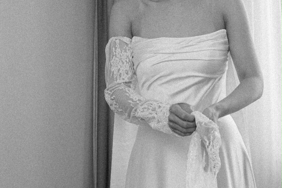 Lace sleeves and soft draping