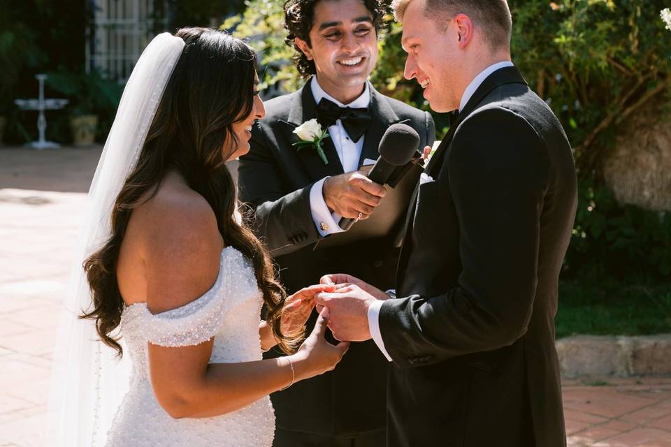 Akshay Shah Wedding Celebrant