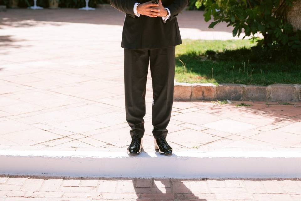 Awaiting the bride