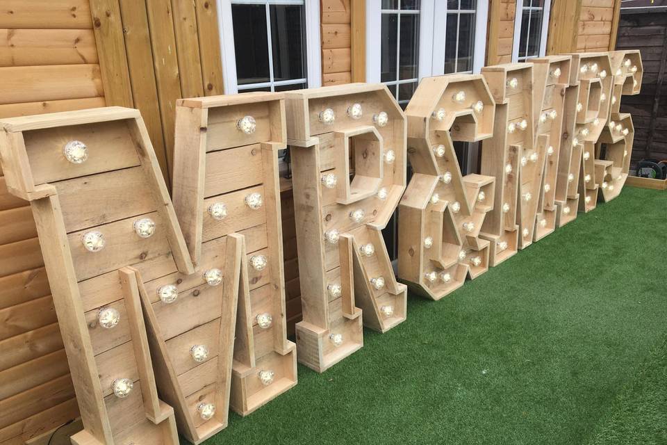 Rustic letters