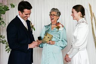 Arabella Wilde - A Wilde Celebrant