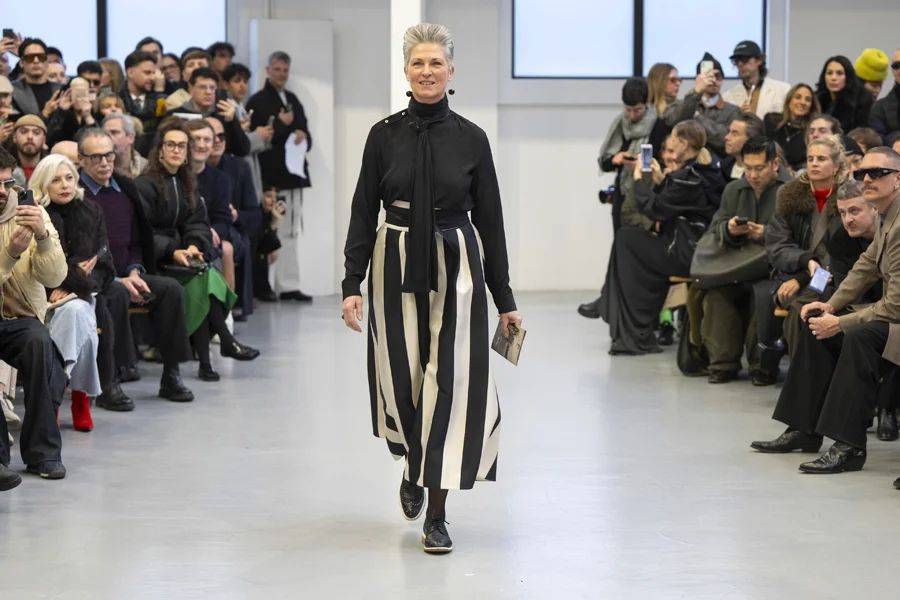 Celebrant walking the catwalk
