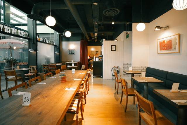 ALFI Italian Restaurant & Wine