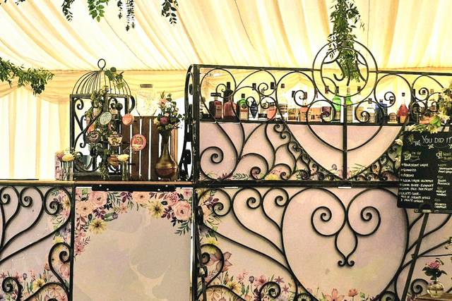 NEW: floral & ornate cocktail