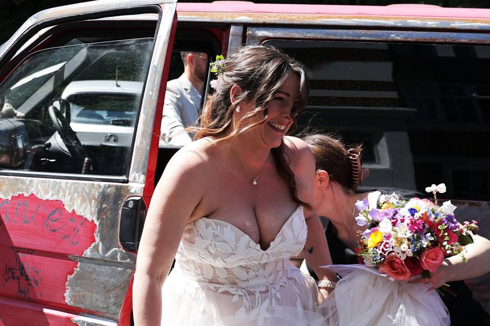 Brides Arrival