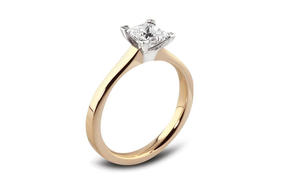 Béo Princess Diamond Ring