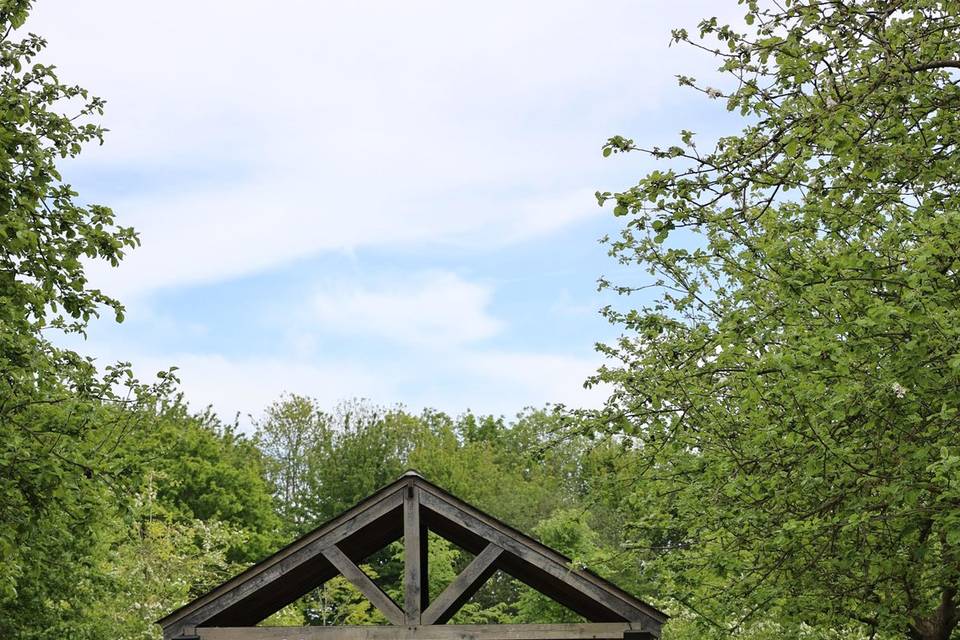 Two piece arch