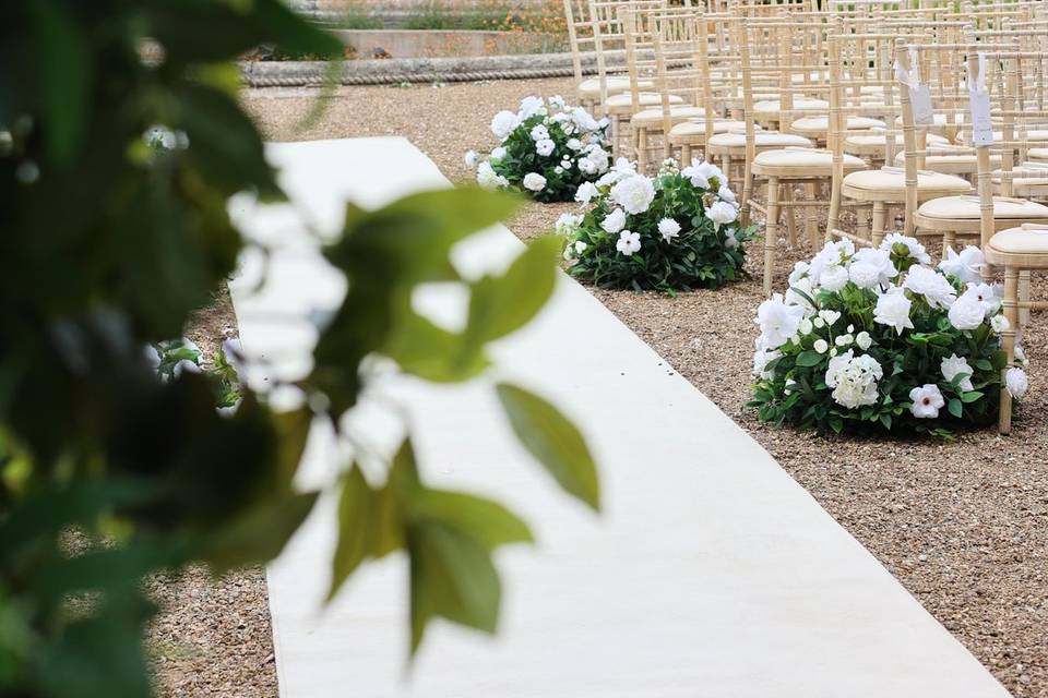 Centre pieces