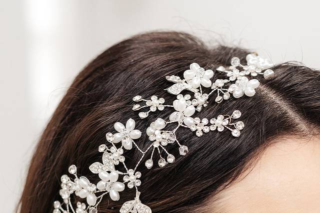 Wedding accessories shop suppliers