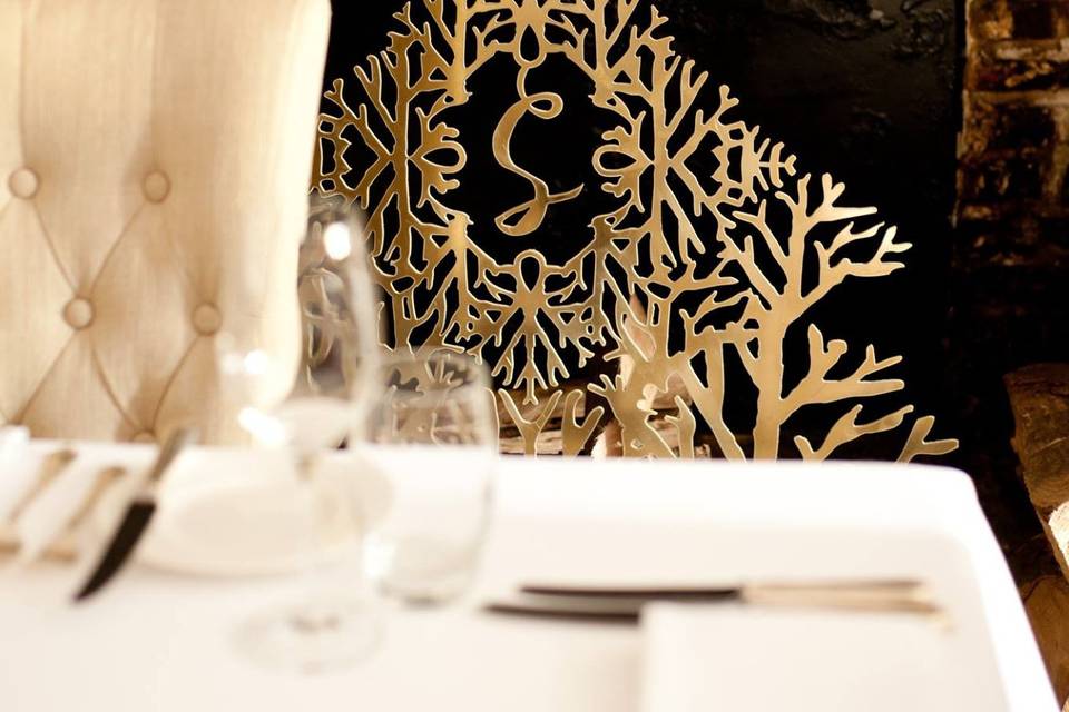 Elegant dining room
