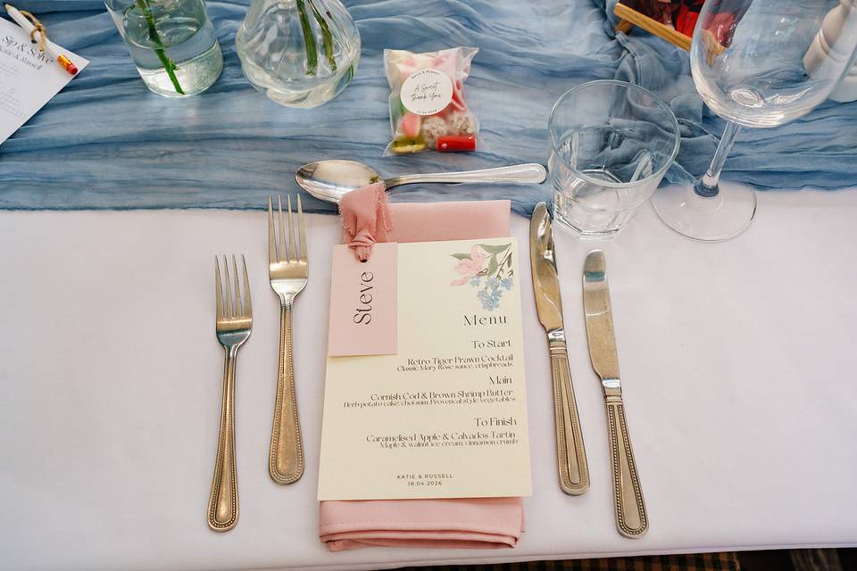Menu cards and settings