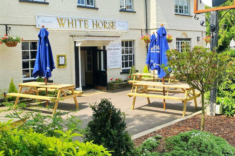 The White Horse exterior