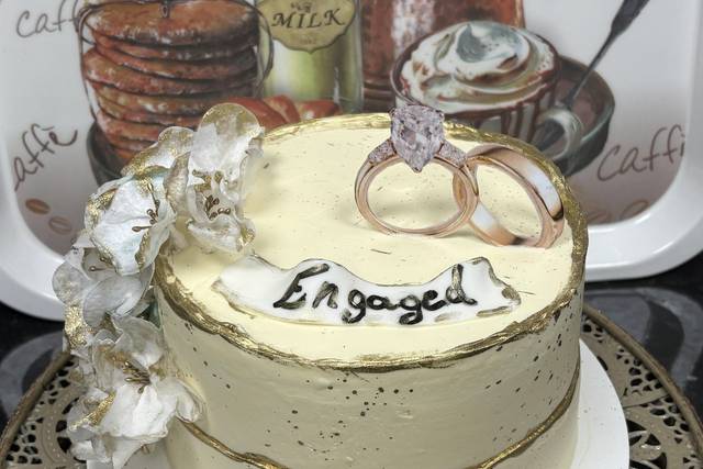 Engaged cake