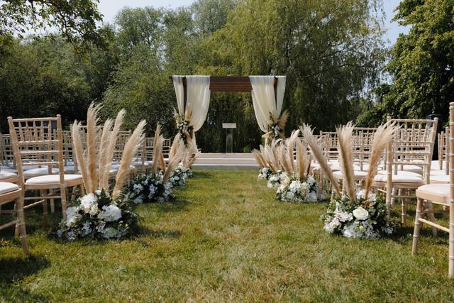 Outdoor Ceremony
