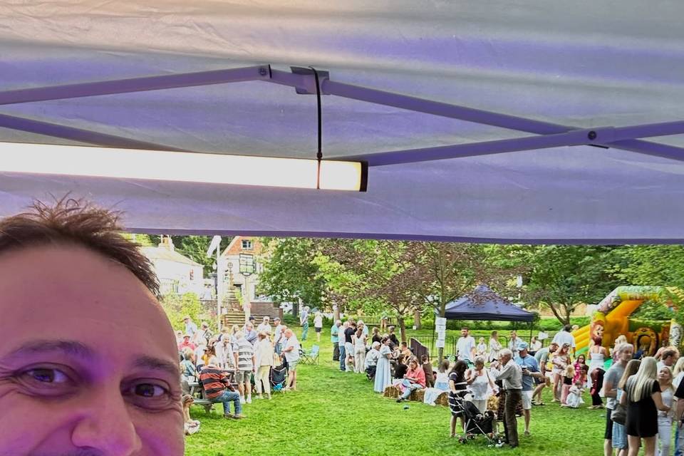 Giovanni at a wedding 28