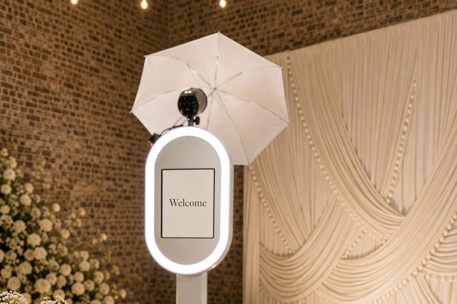 Elegant Keepsake Station