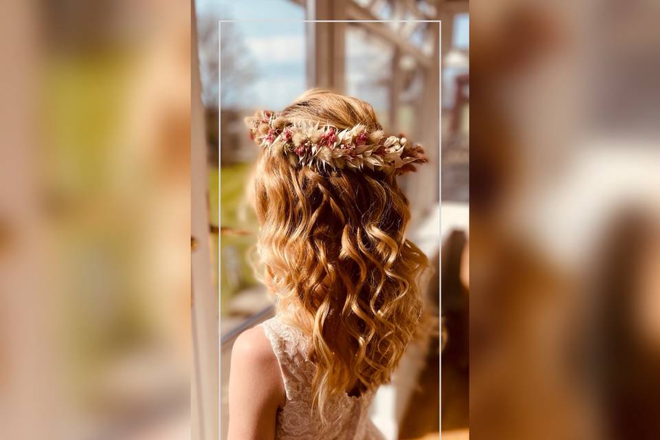 Special flower girl hair