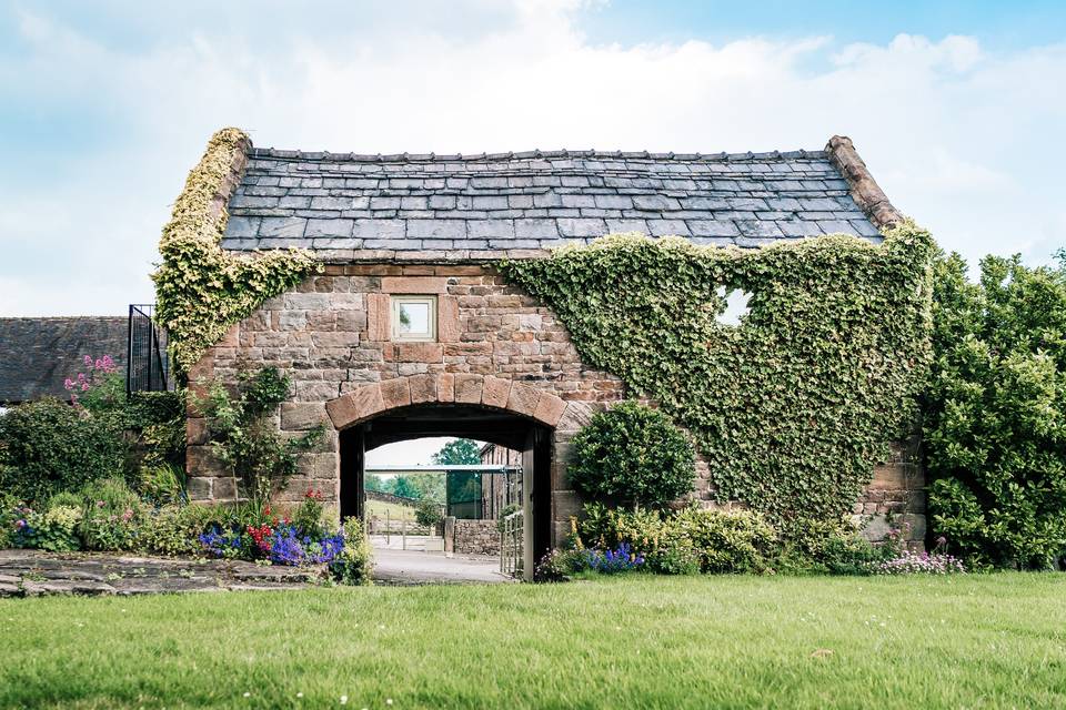 The Ashes Barns