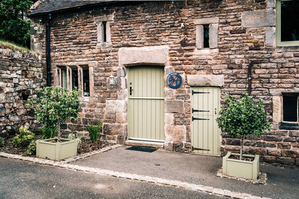 The Ashes Barns