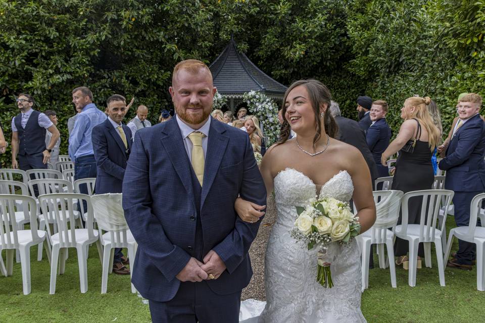 Mr & Mrs Abbotts